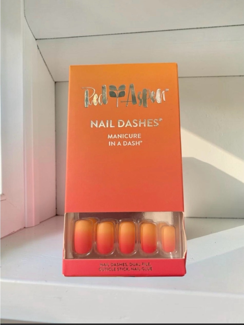 Red Aspen Gradient Orange Press-On Nail Dashes